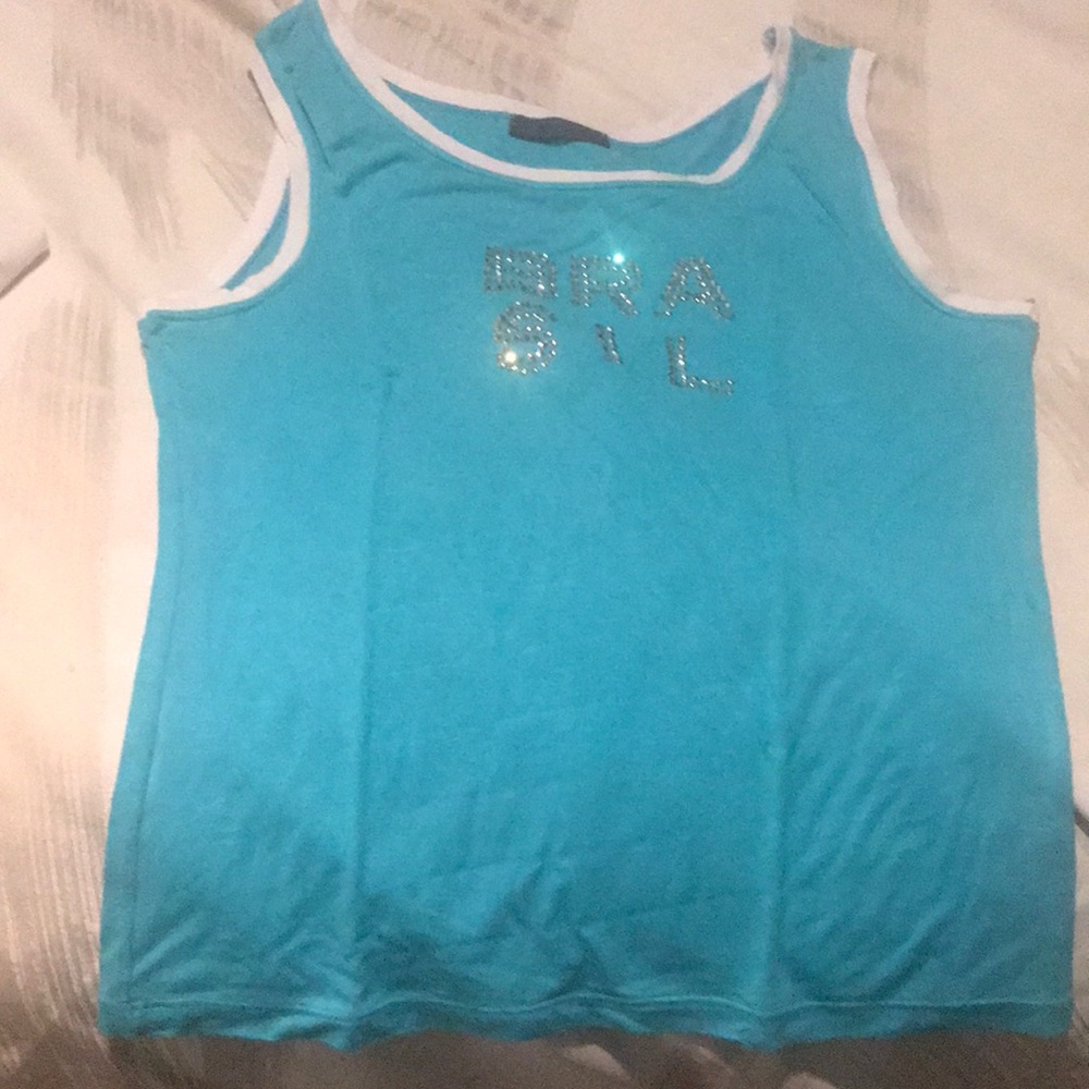 Woman top